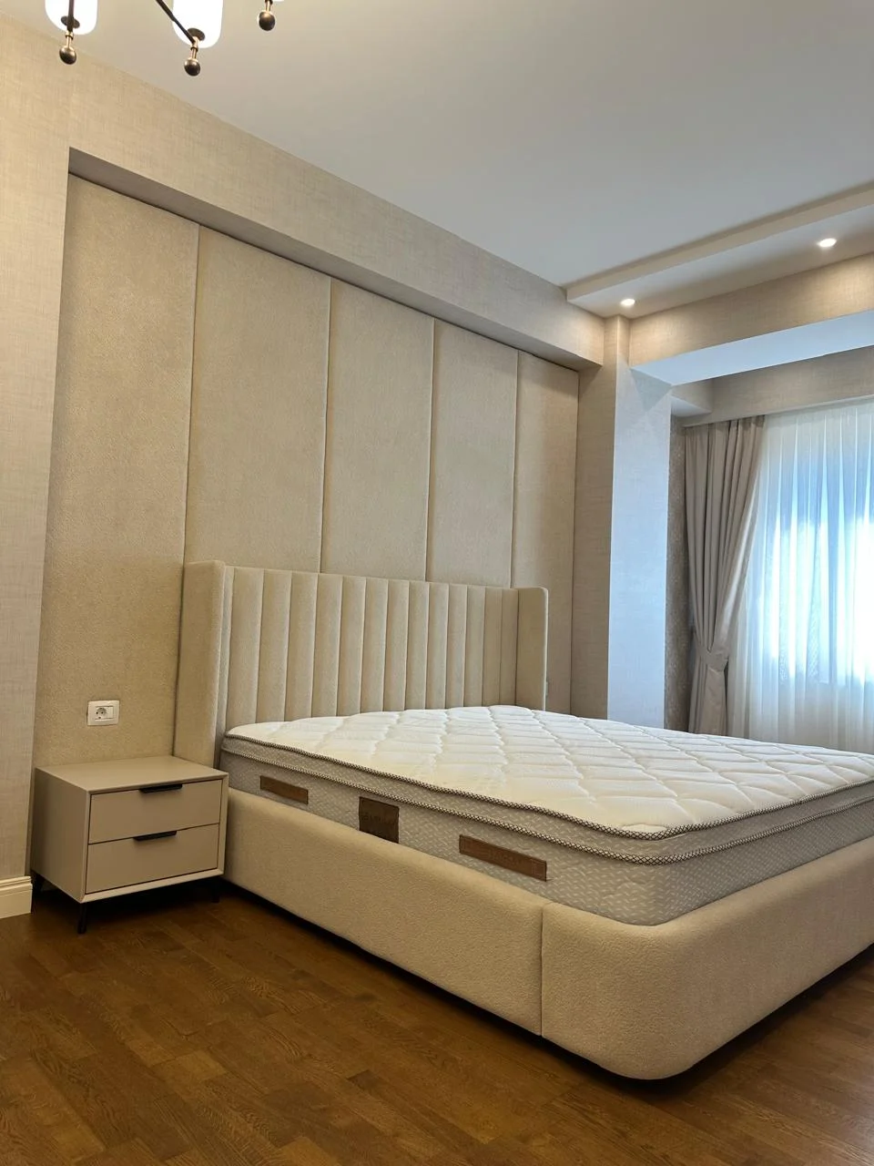 Kirayə 5 otaqlı Mənzil 260 m² Nərimanov r. – şəkil 4