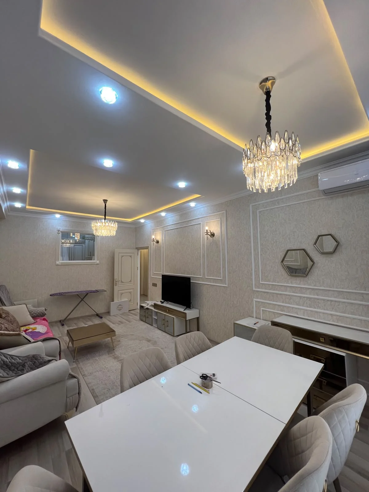 Kirayə 2 otaqlı Mənzil 60 m² Nəsimi r. – şəkil 1