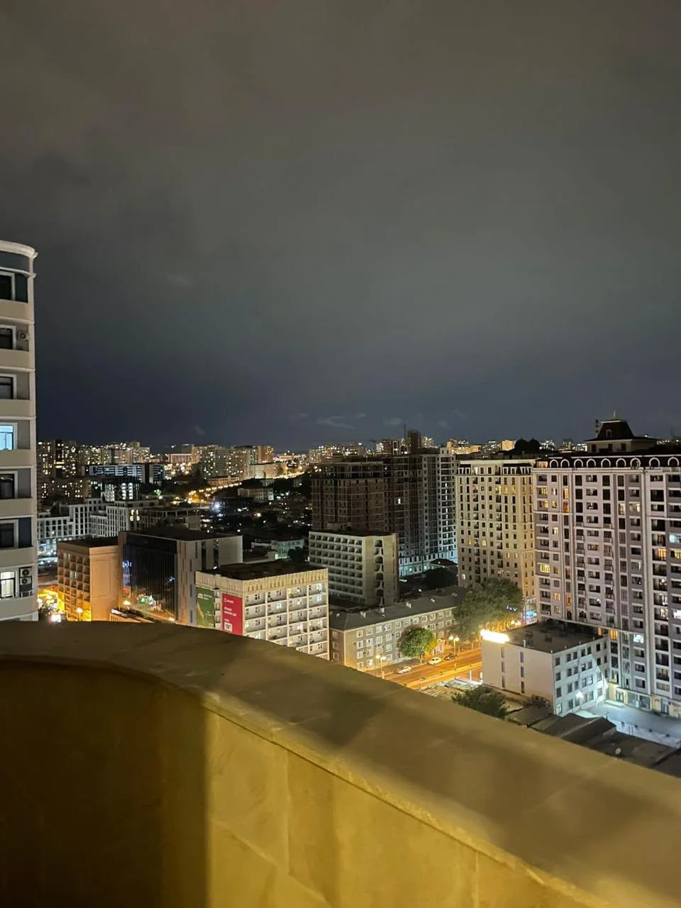 Kirayə 4 otaqlı Mənzil 350 m² Nəsimi r. – şəkil 9