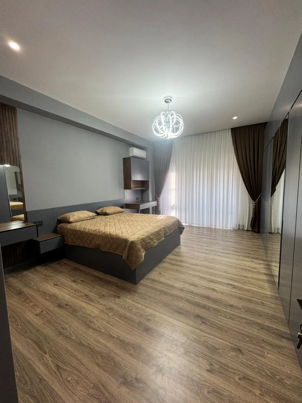 Kirayə 3 otaqlı Mənzil 140 m² Xətai r. – şəkil 14