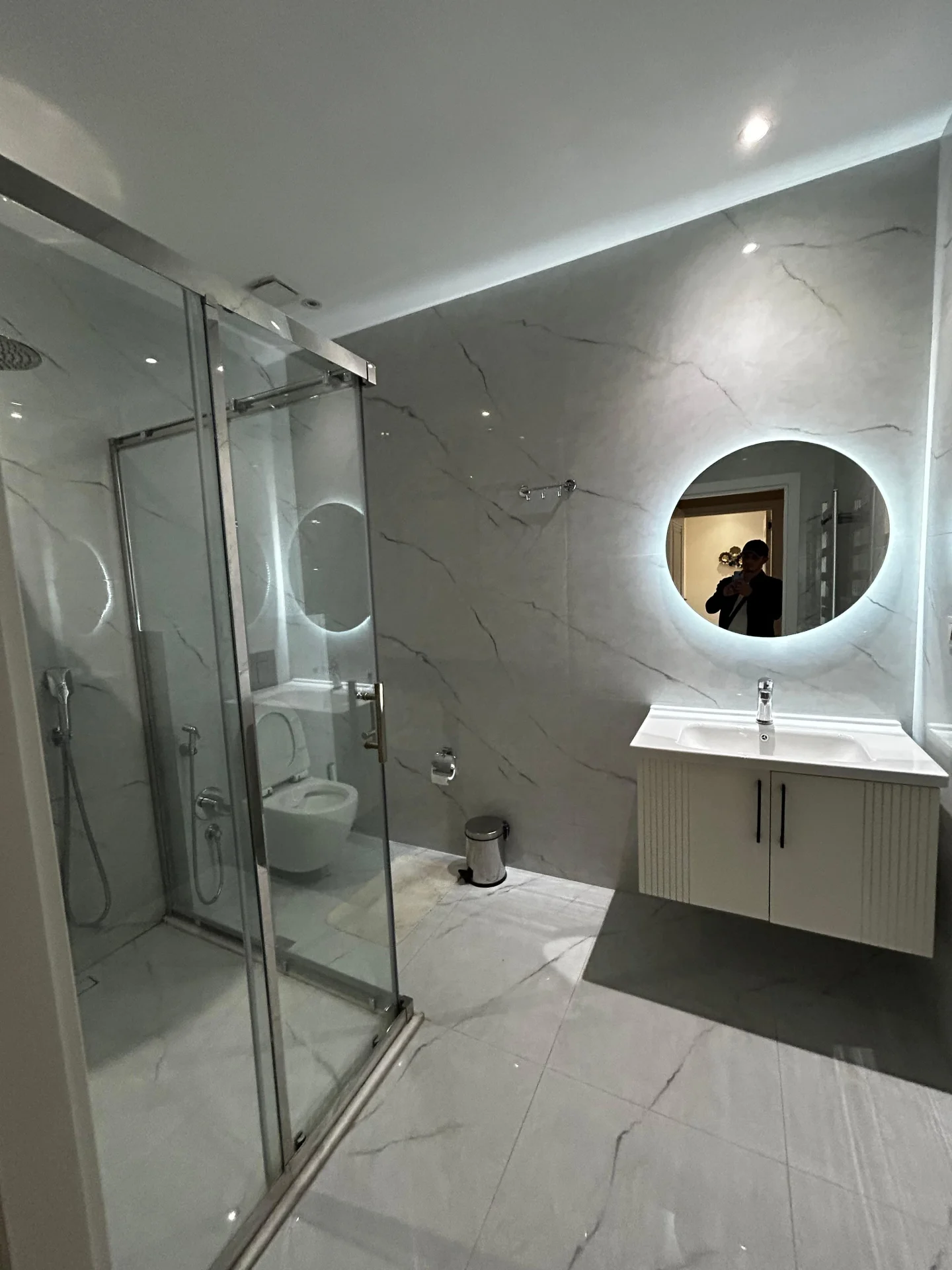 Kirayə 3 otaqlı Mənzil 180 m² Yasamal r. – şəkil 14
