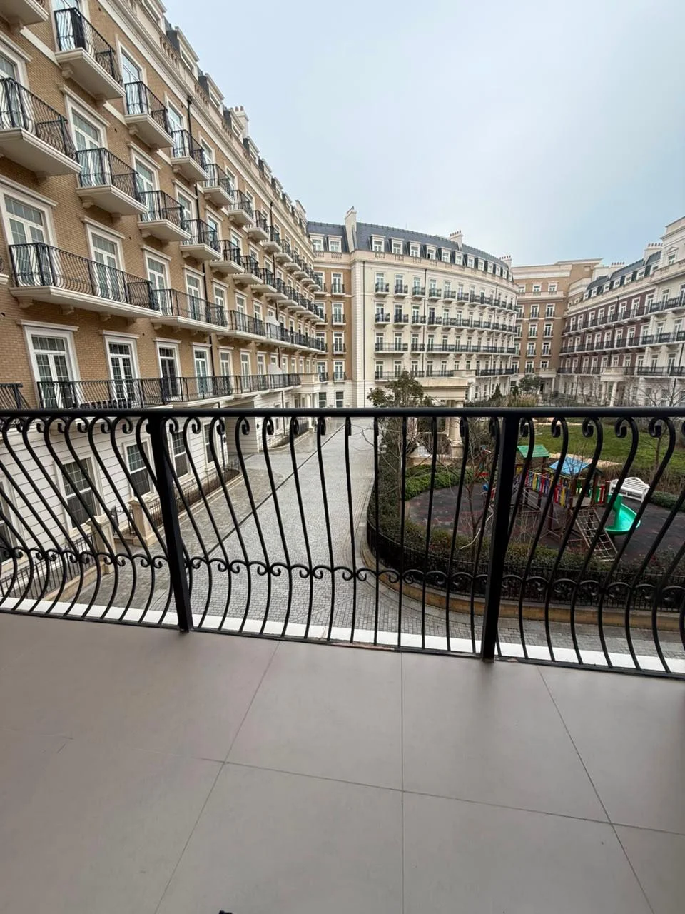Kirayə 2 otaqlı Mənzil 75 m² Xətai r. – şəkil 1