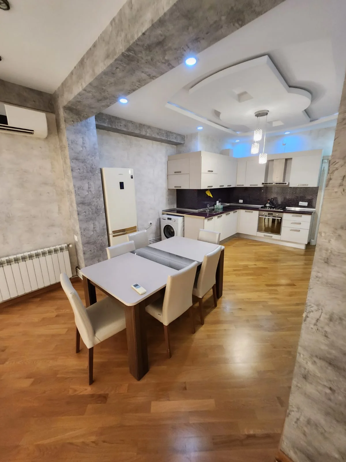 Kirayə 2 otaqlı Mənzil 110 m² Nəsimi r. – şəkil 12