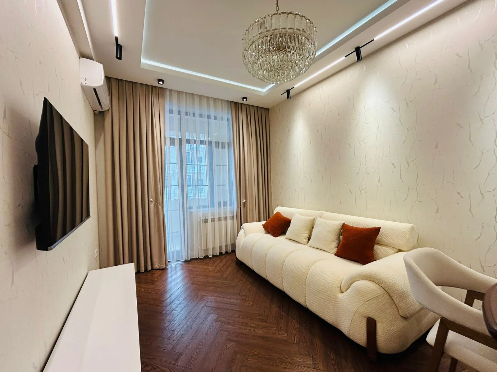 Kirayə 2 otaqlı Mənzil 70 m² Yasamal r. Elmlər Akademiyası m. – şəkil 15