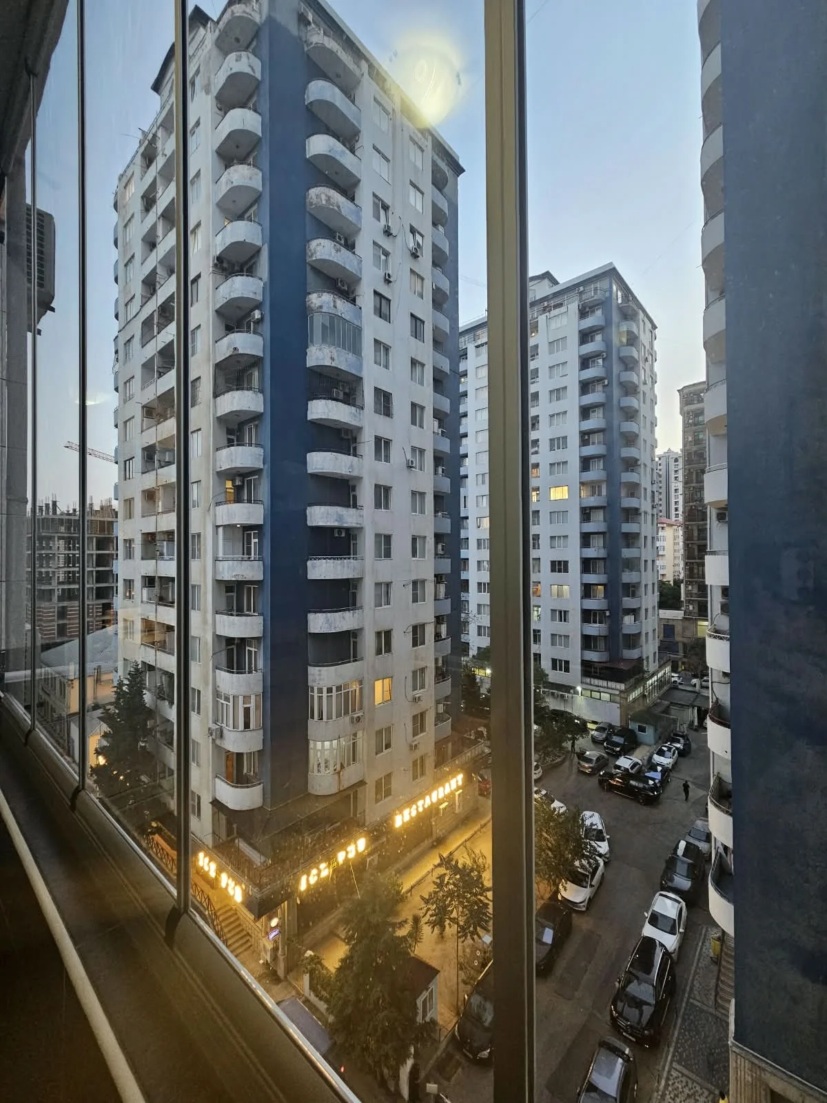 Satılır 3 otaqlı Mənzil 150 m² Yasamal r. – şəkil 1