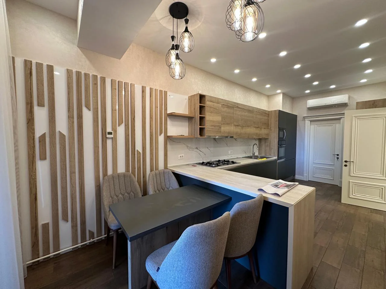 Kirayə 5 otaqlı Mənzil 260 m² Nərimanov r. – şəkil 18