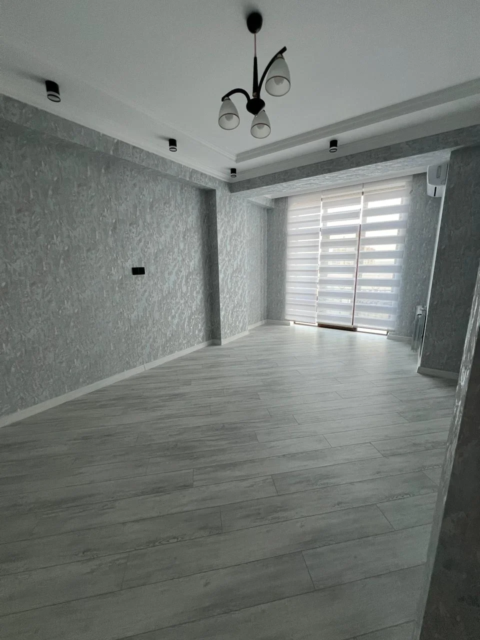 28 May metrosunun yaxınlığında Prem – şəkil 7