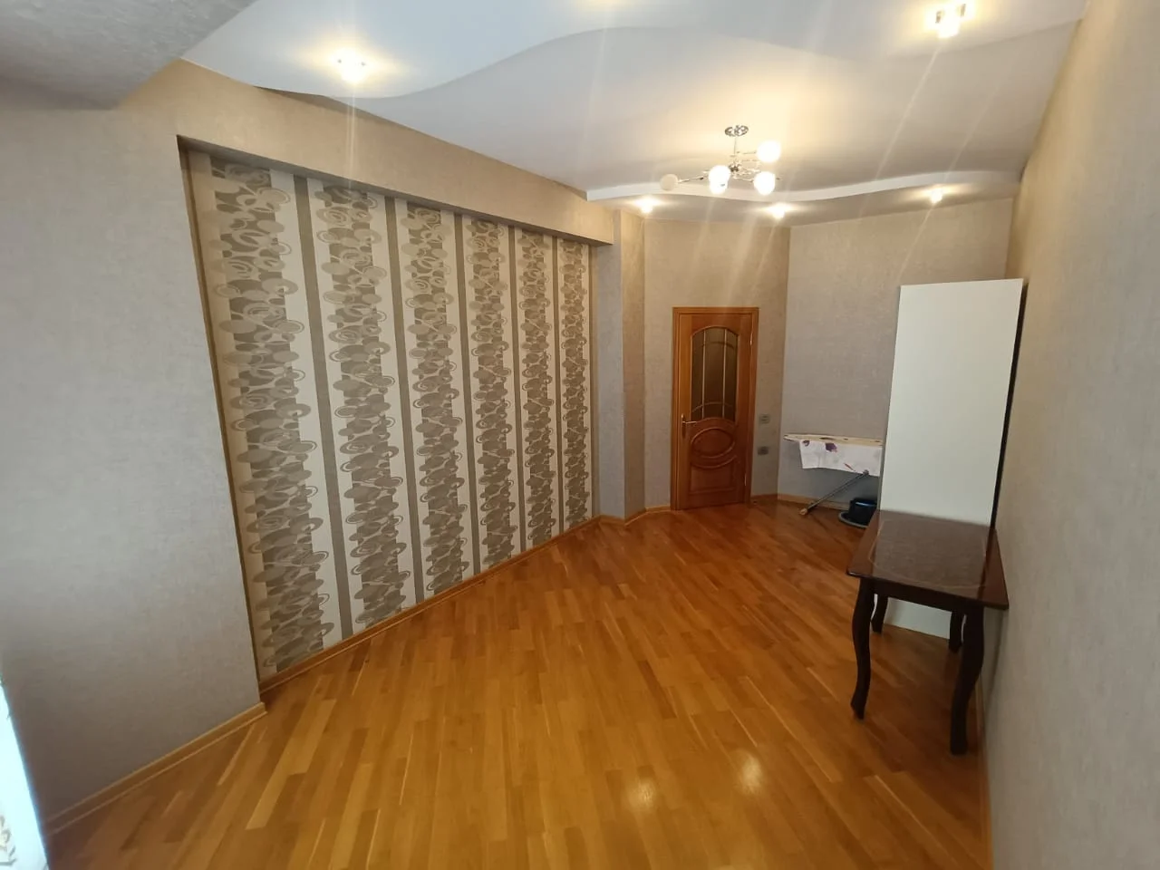 Kirayə 3 otaqlı Mənzil 137 m² Xətai r. – şəkil 11