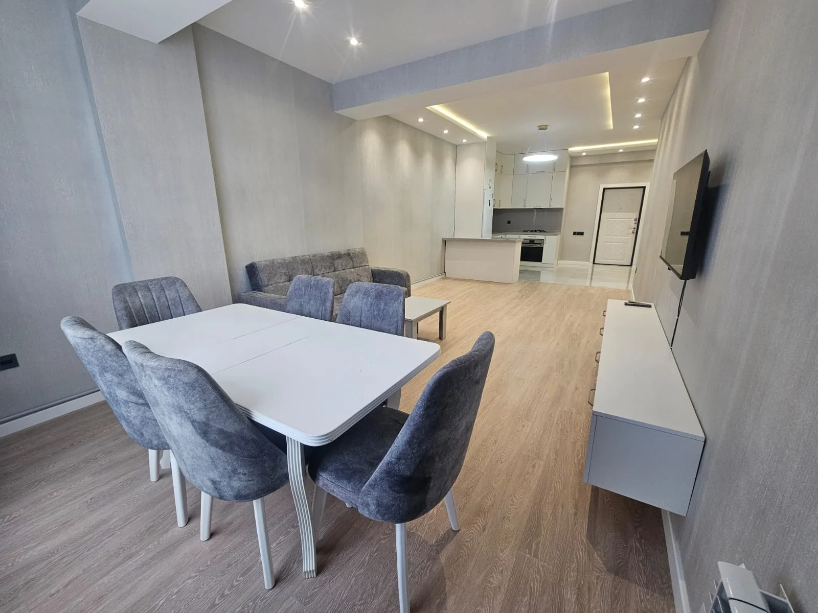 Kirayə 2 otaqlı Mənzil 80 m² Xətai r. – şəkil 2