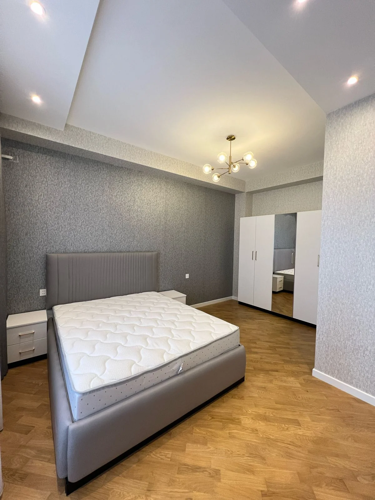 Kirayə 3 otaqlı Mənzil 130 m² Səbail r. – şəkil 12