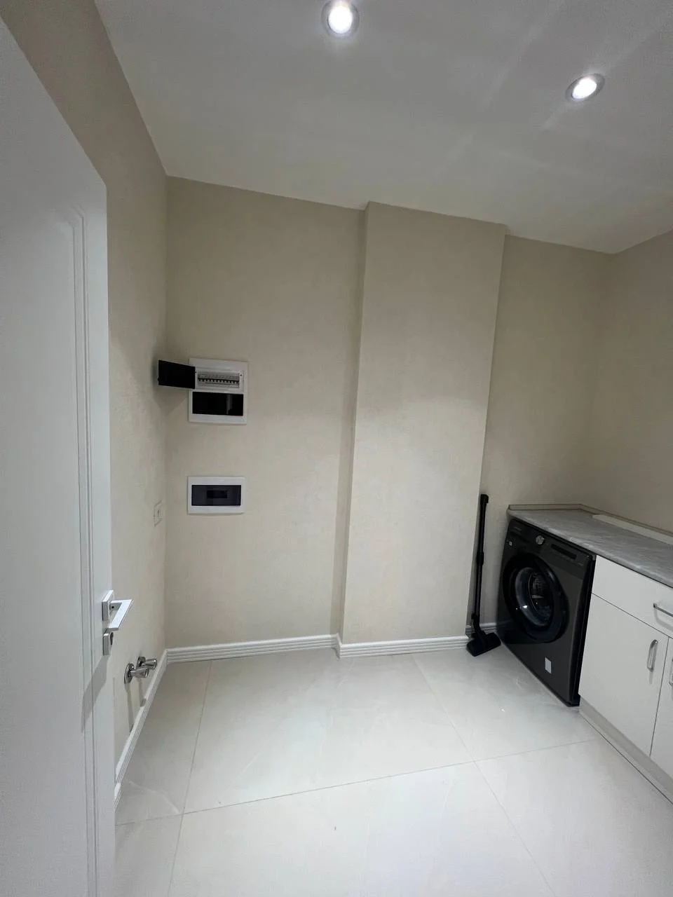 Kirayə 3 otaqlı Mənzil 170 m² Yasamal r. – şəkil 10