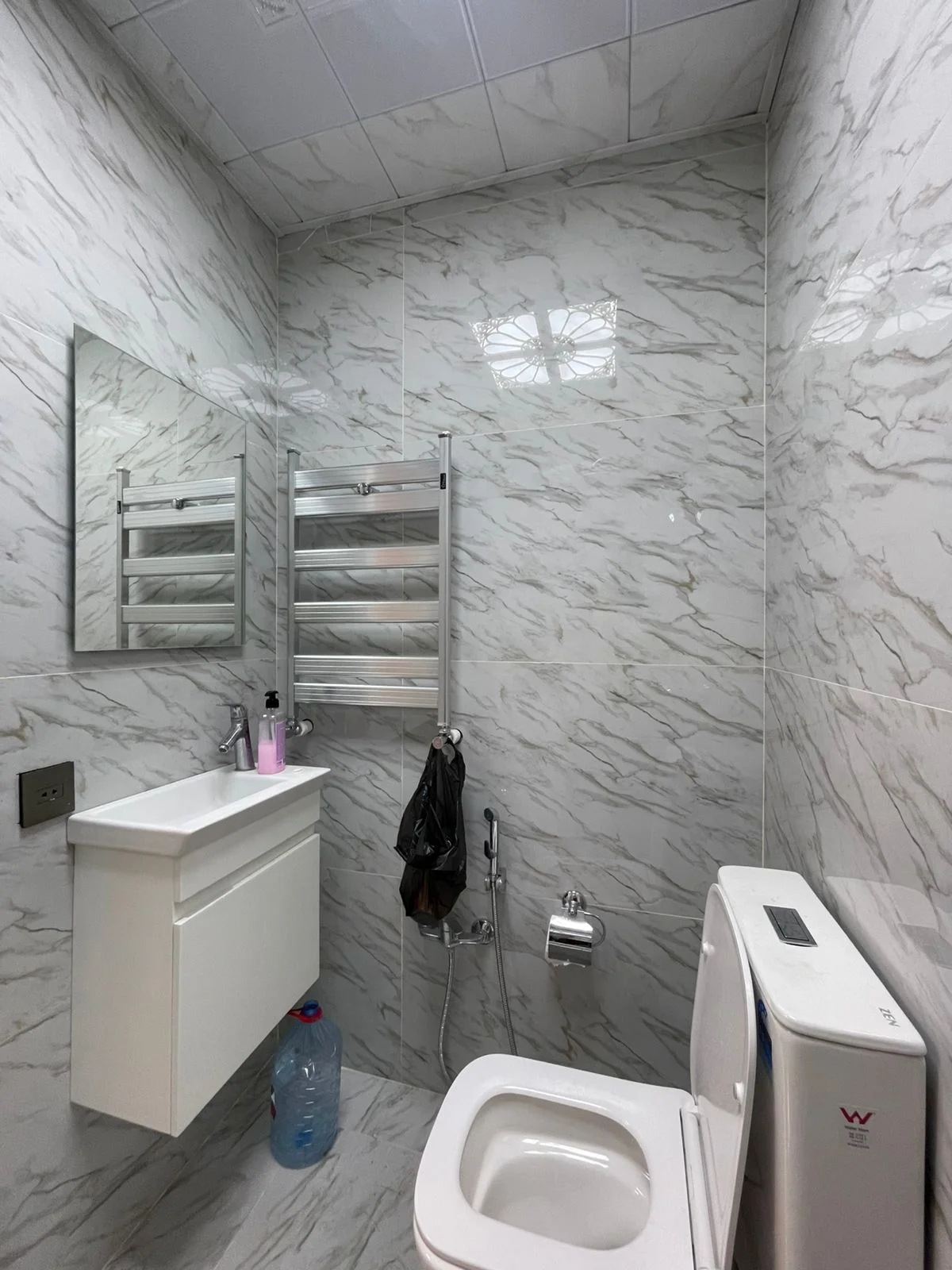 Kirayə 4 otaqlı Mənzil 155 m² Nəsimi r. – şəkil 12