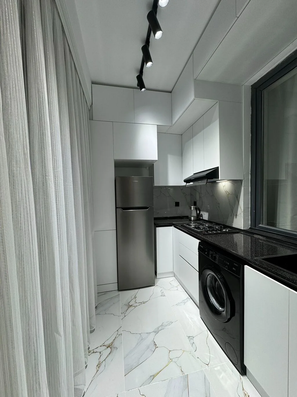 Kirayə 2 otaqlı Mənzil 70 m² Nərimanov r. – şəkil 10