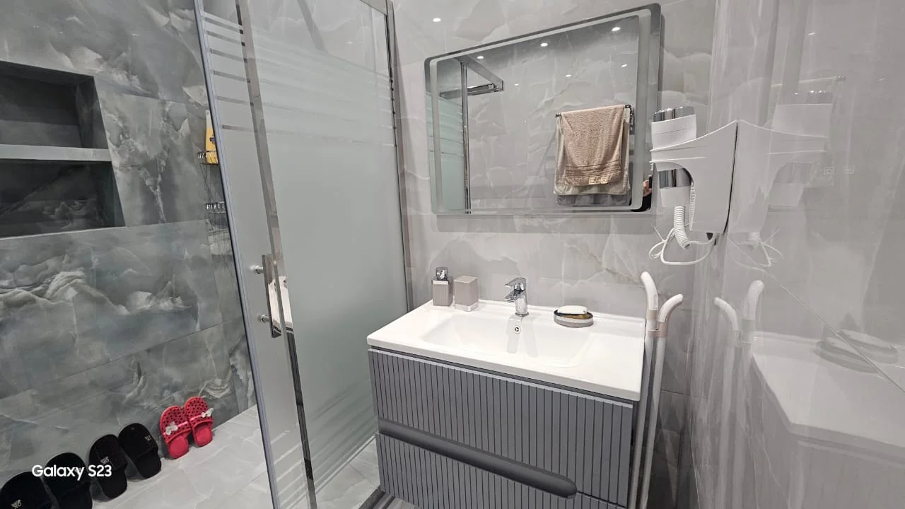 Kirayə 3 otaqlı Mənzil 100 m² Xətai r. – şəkil 9