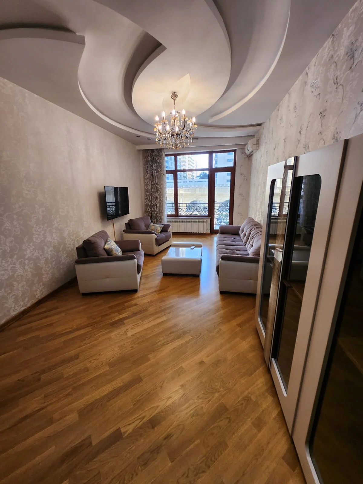 Kirayə 2 otaqlı Mənzil 110 m² Nəsimi r. – şəkil 10