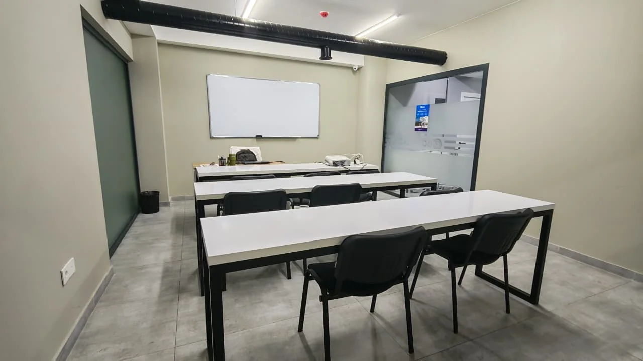 oFİS İCARƏYƏ VERİLİR – şəkil 18