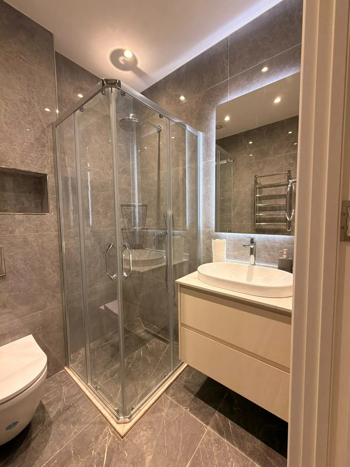 Kirayə 2 otaqlı Mənzil 70 m² Nərimanov r. – şəkil 10