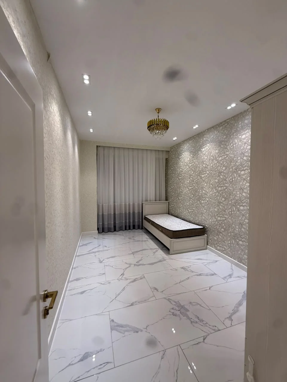 Kirayə 3 otaqlı Mənzil 150 m² Yasamal r. – şəkil 13