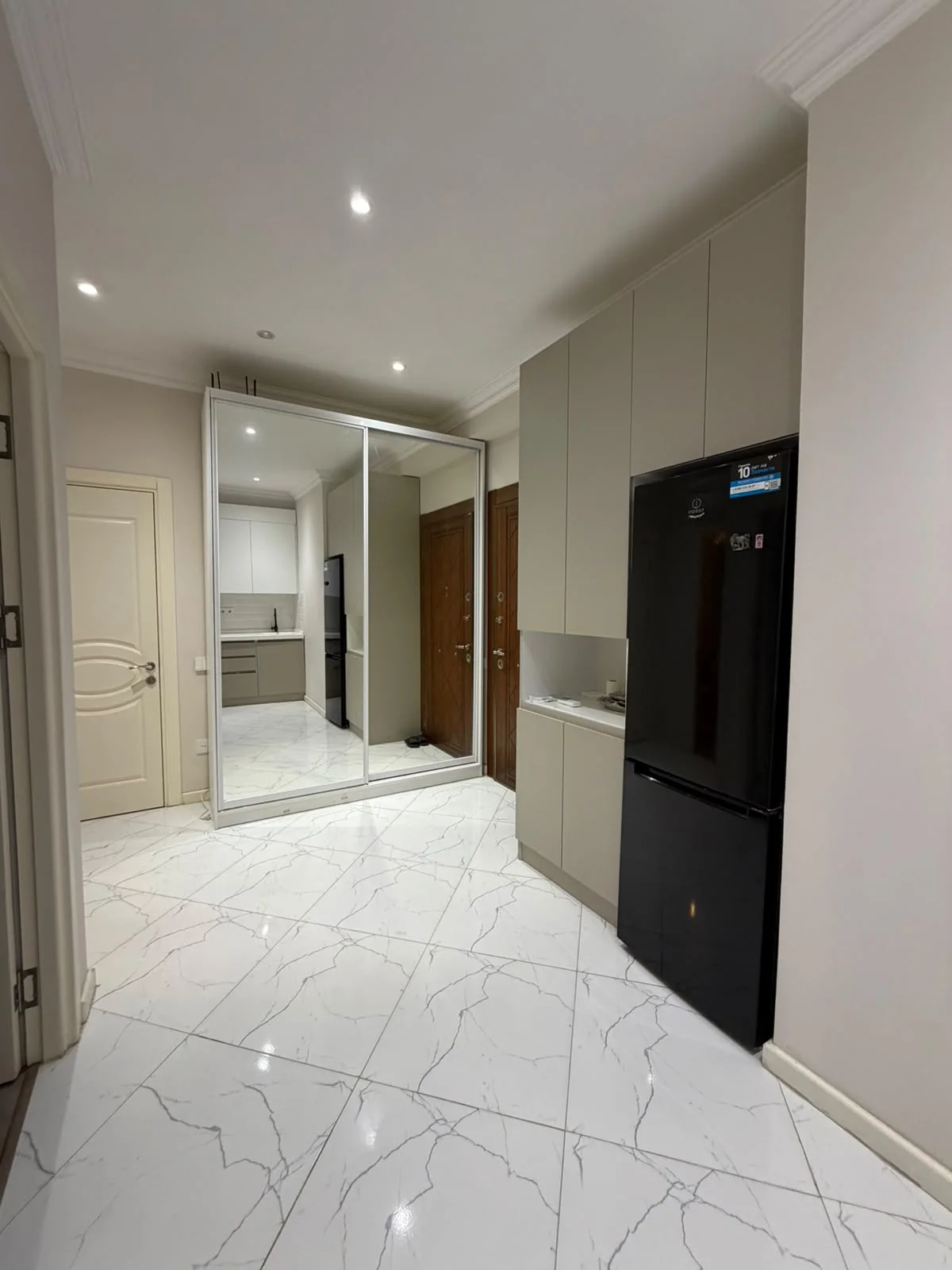 Kirayə 2 otaqlı Mənzil 45 m² Nərimanov r. – şəkil 6