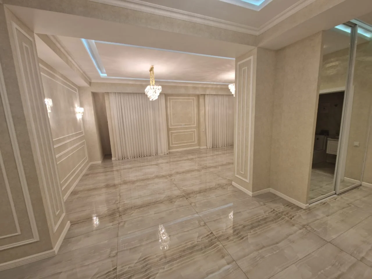 Kirayə 5 otaqlı Mənzil 200 m² Xətai r. – şəkil 7