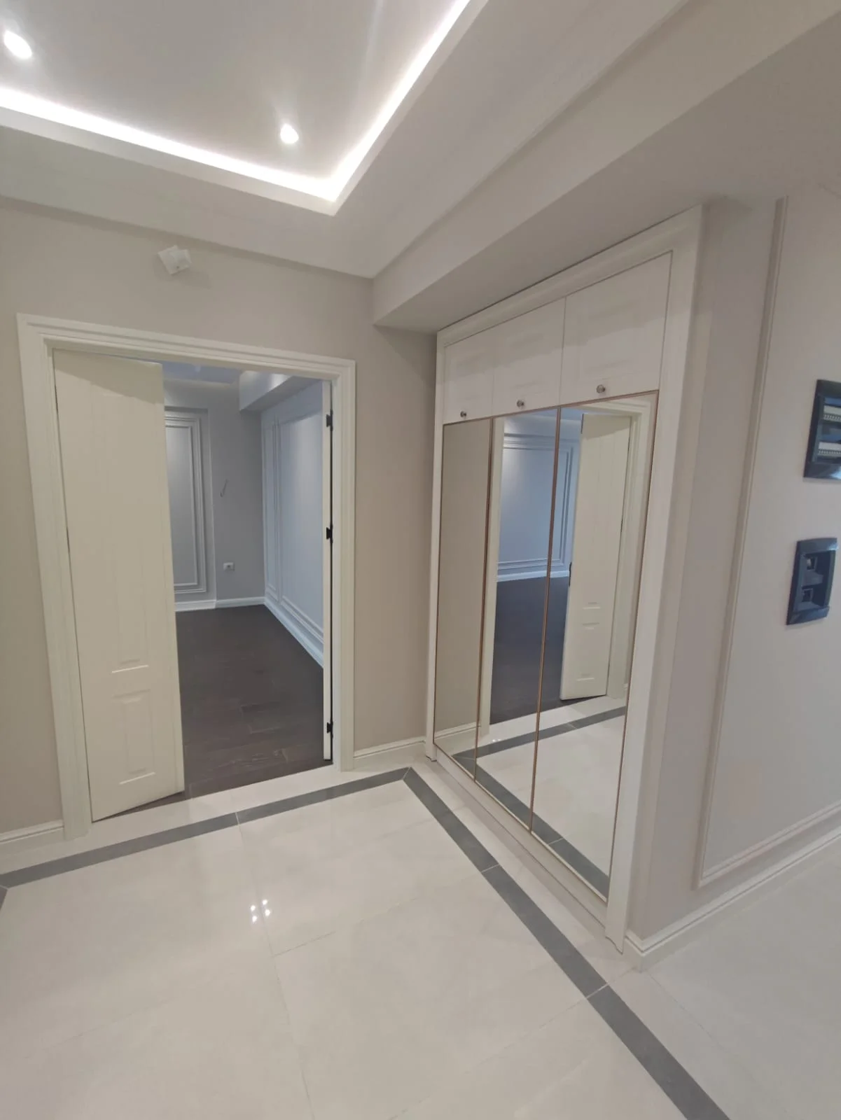 Kirayə 4 otaqlı Mənzil 129 m² Nərimanov r. – şəkil 14