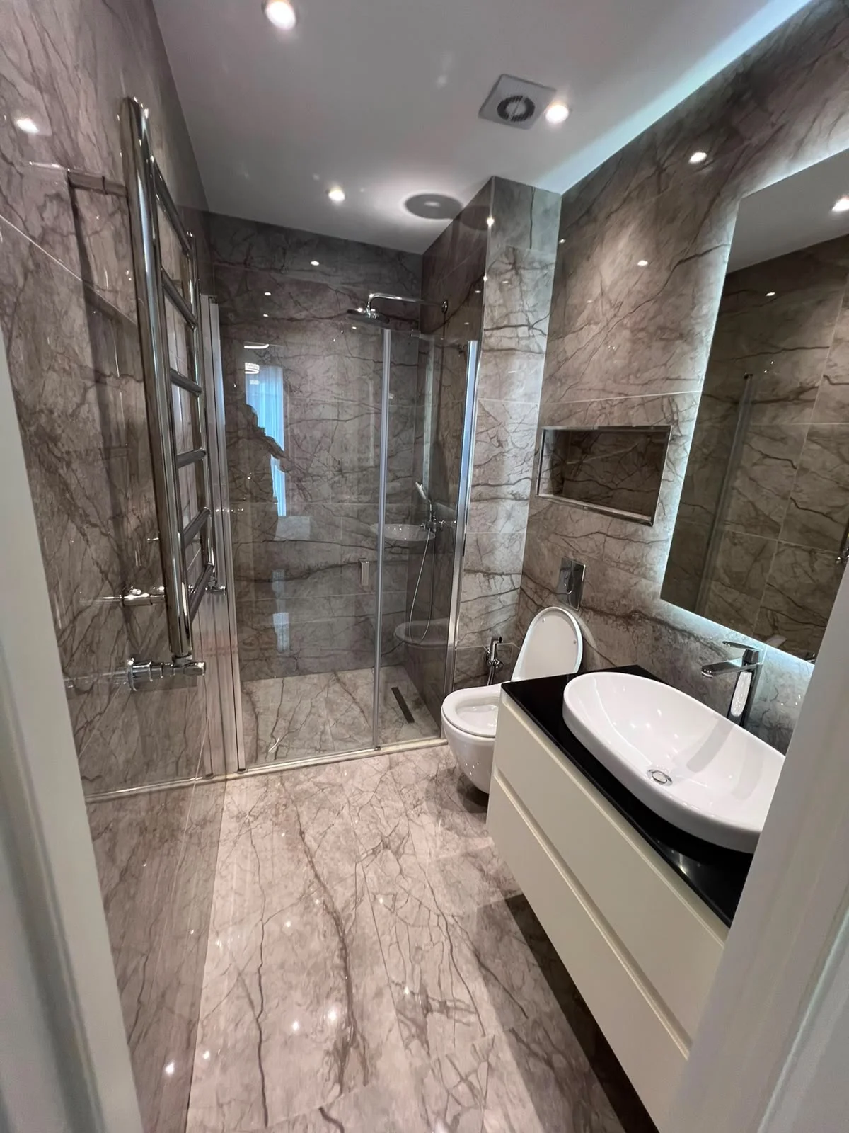 Kirayə 3 otaqlı Mənzil 95 m² Nərimanov r. – şəkil 11