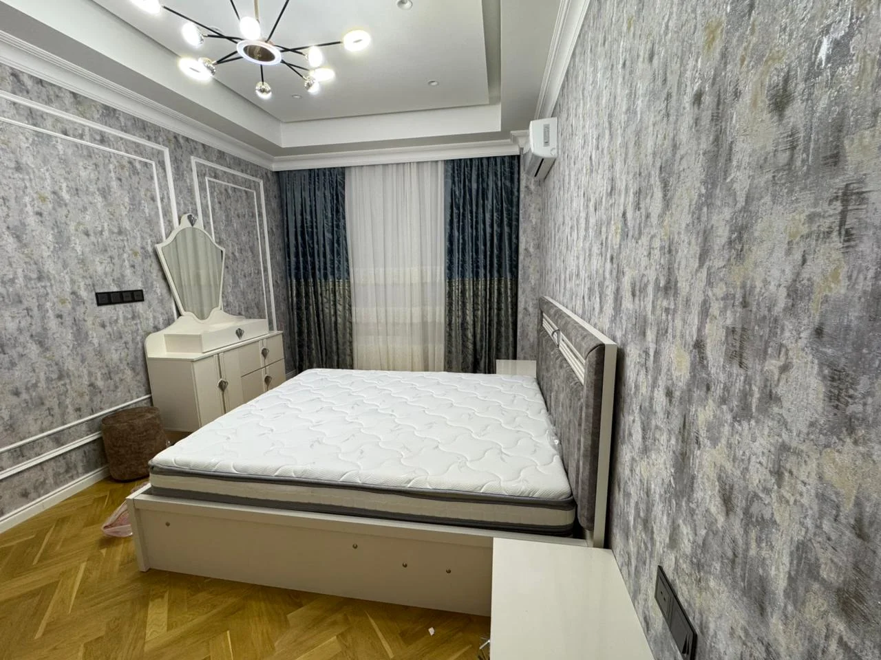 Kirayə 2 otaqlı Mənzil 95 m² Xətai r. – şəkil 14