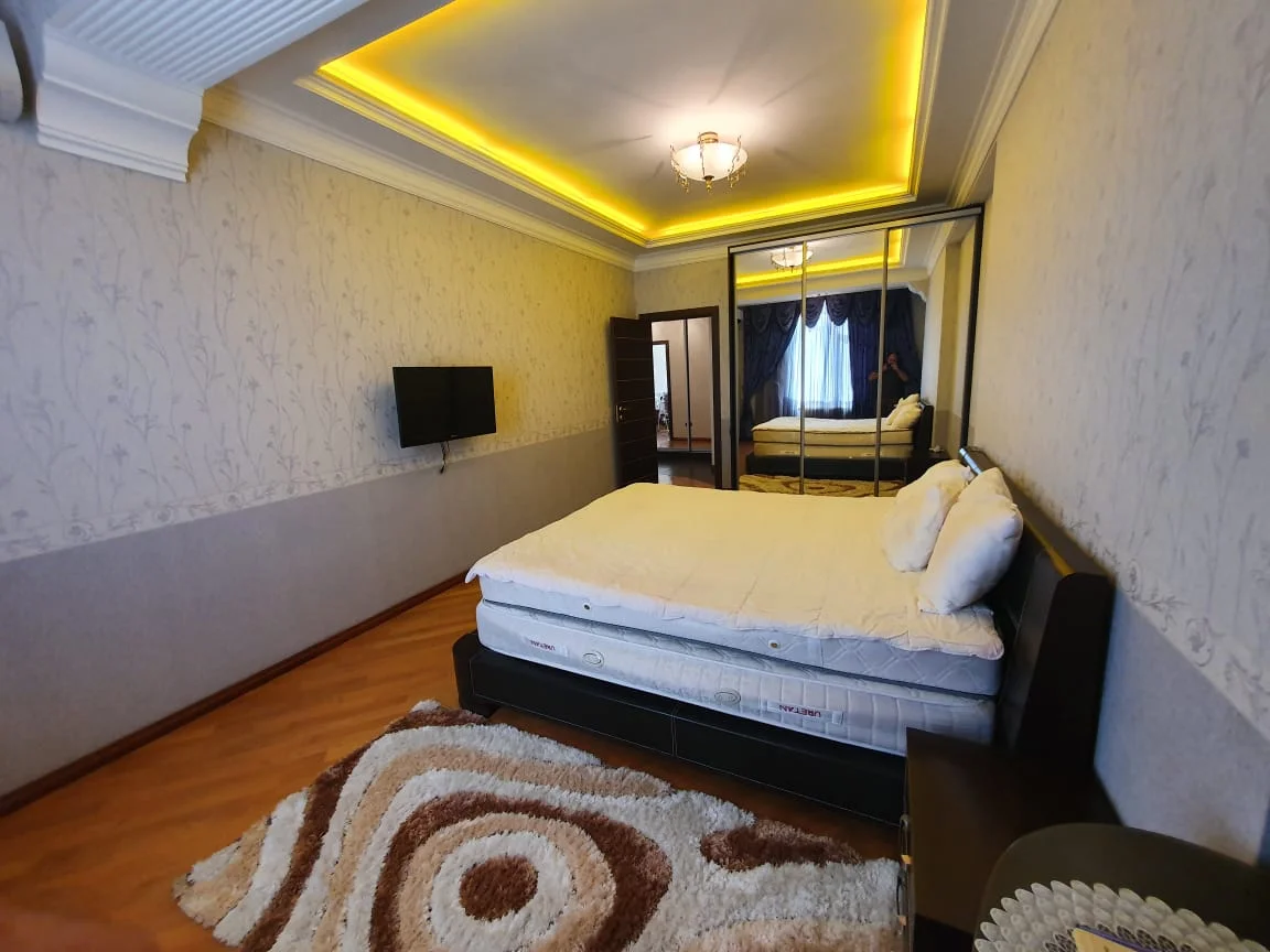 Kirayə 2 otaqlı Mənzil 120 m² Nəsimi r. – şəkil 7
