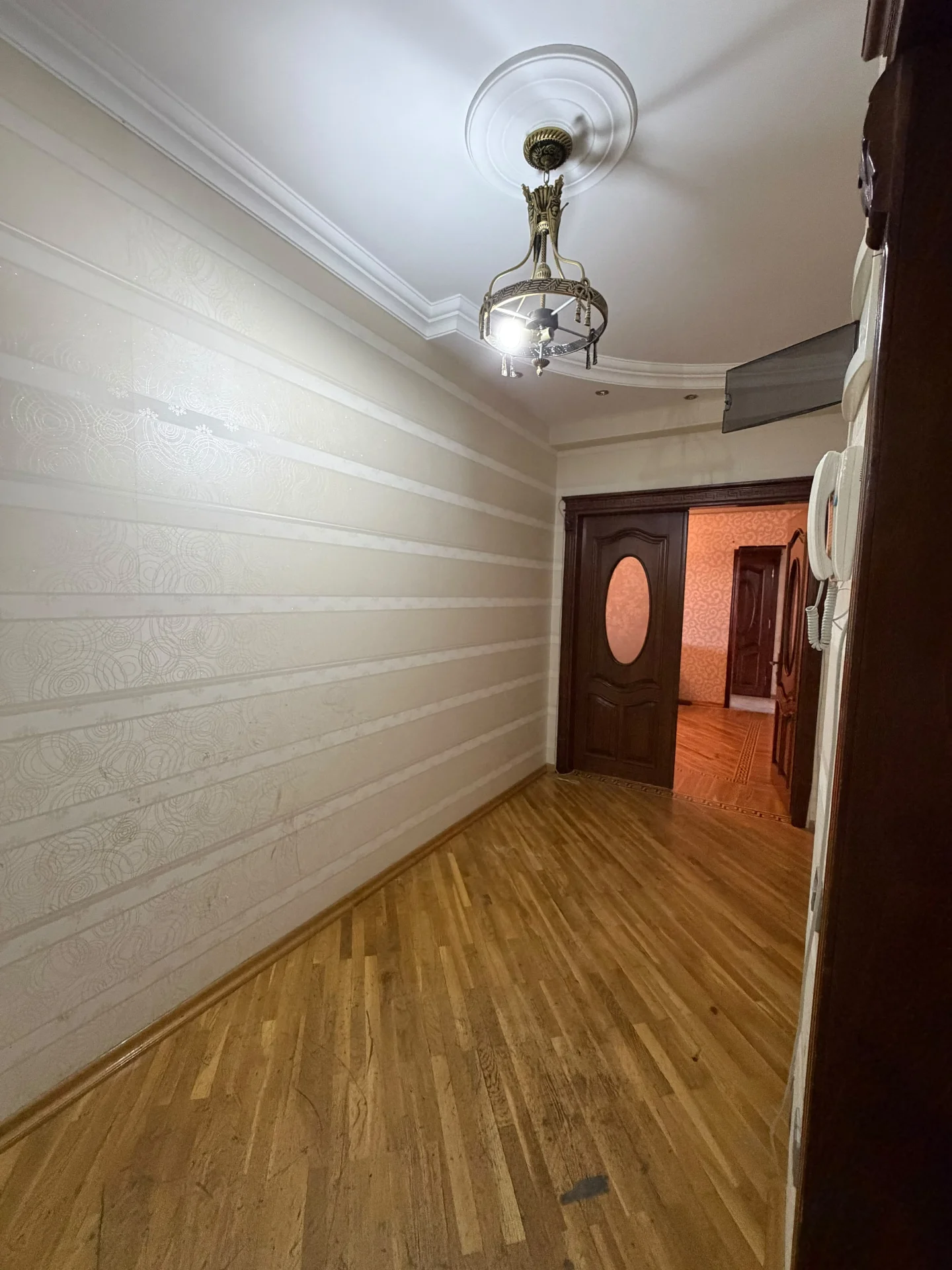 Satılır 3 otaqlı Mənzil 90 m² Xətai r. – şəkil 2