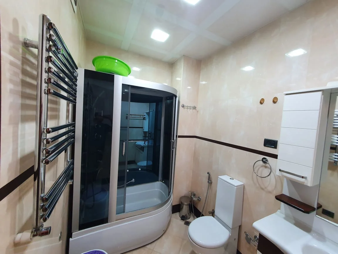 Kirayə 2 otaqlı Mənzil 120 m² Nəsimi r. – şəkil 18