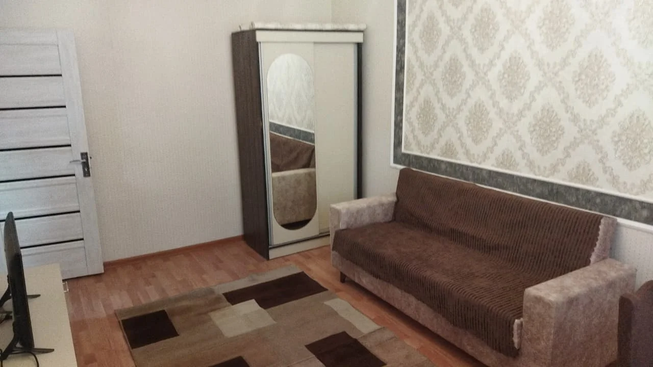 Kirayə 2 otaqlı Mənzil 40 m² Nəsimi r. – şəkil 2