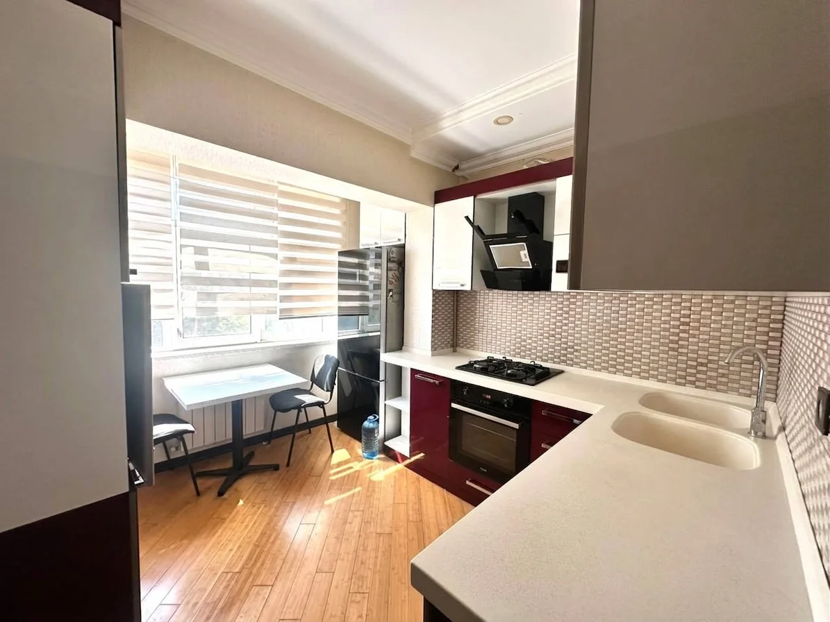 Satılır 5 otaqlı Mənzil 120 m² Xətai r. – şəkil 16
