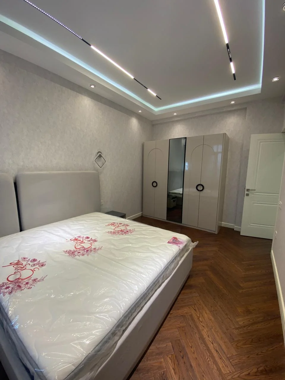Kirayə 2 otaqlı Mənzil 88 m² Yasamal r. – şəkil 4
