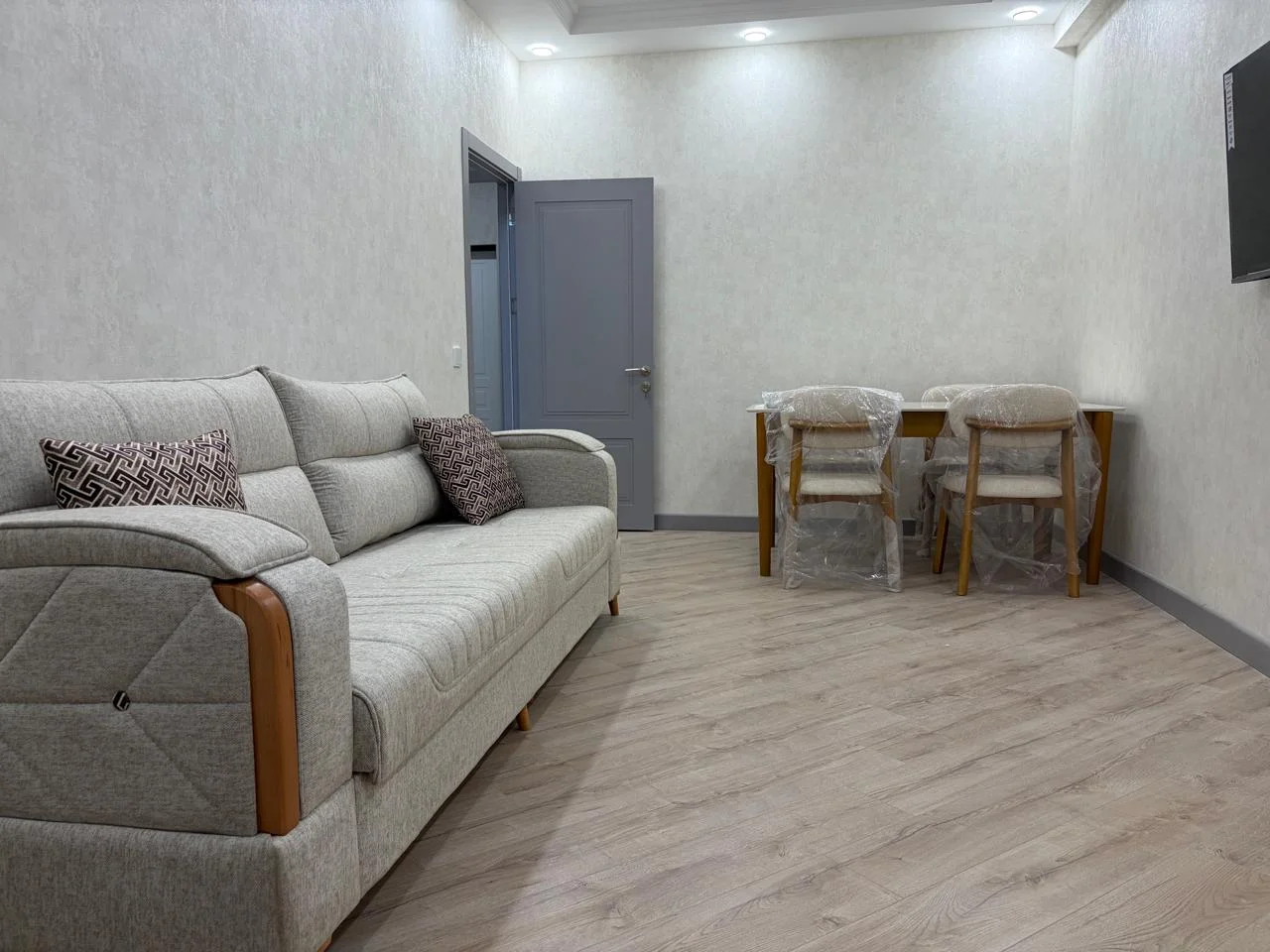 Kirayə 2 otaqlı Mənzil 80 m² Binəqədi r. – şəkil 2