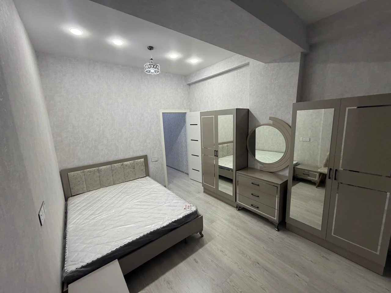 Kirayə 3 otaqlı Mənzil 75 m² Nərimanov r. – şəkil 4