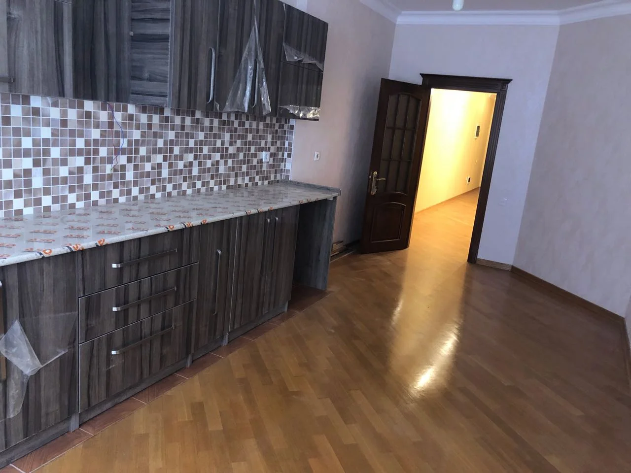 Kirayə 3 otaqlı Mənzil 150 m² Yasamal r. – şəkil 8