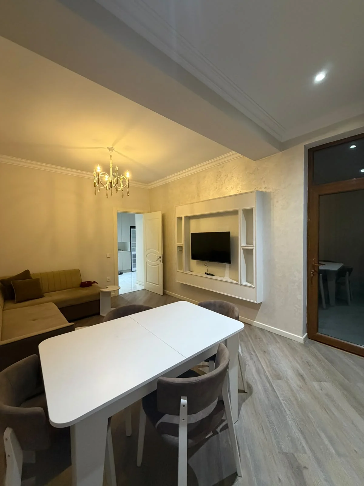 Kirayə 2 otaqlı Mənzil 60 m² Nərimanov r. – şəkil 2