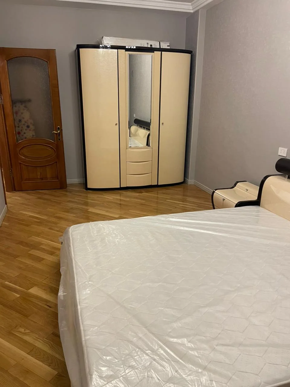 8 noyabr m.yaxınlığı 1000 azn – şəkil 4