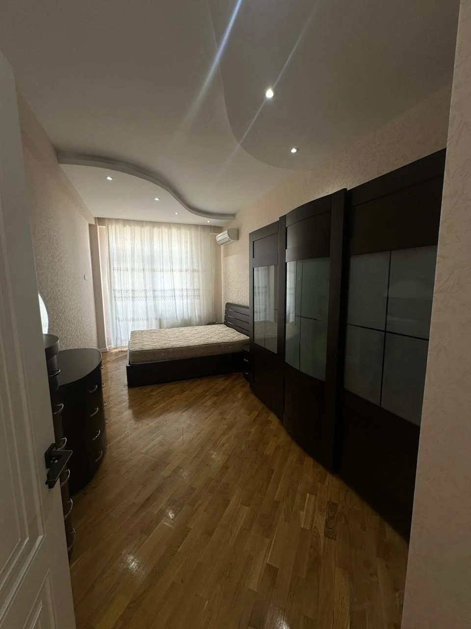 For rent 5-room Apartment 245 m² Nəsimi dist. – şəkil 13