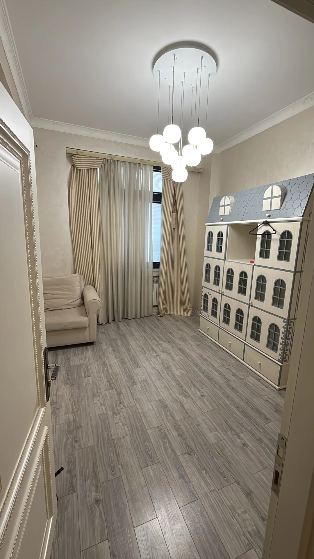 Kirayə 3 otaqlı Mənzil 200 m² Nəsimi r. – şəkil 9