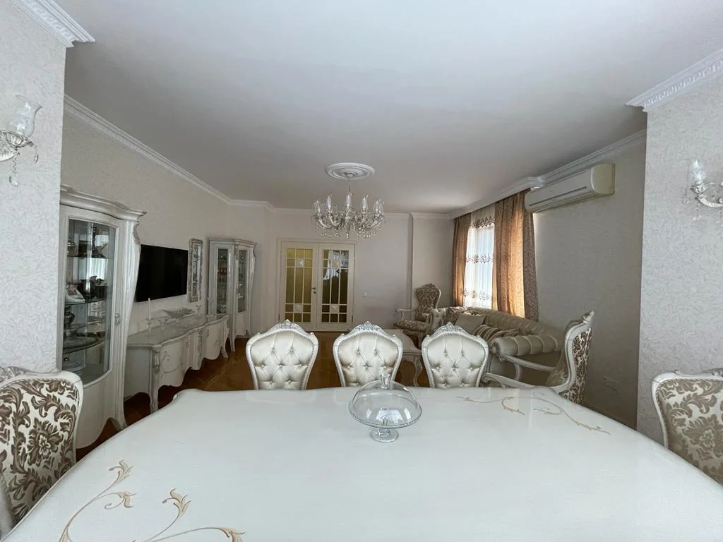 Kirayə 3 otaqlı Mənzil 137 m² Xətai r. – şəkil 4