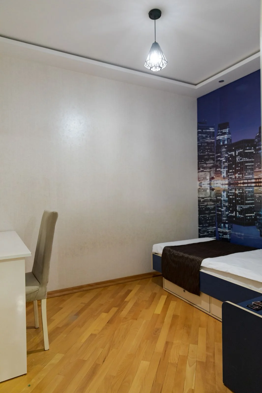 Kirayə 4 otaqlı Mənzil 100 m² Nəsimi r. – şəkil 6