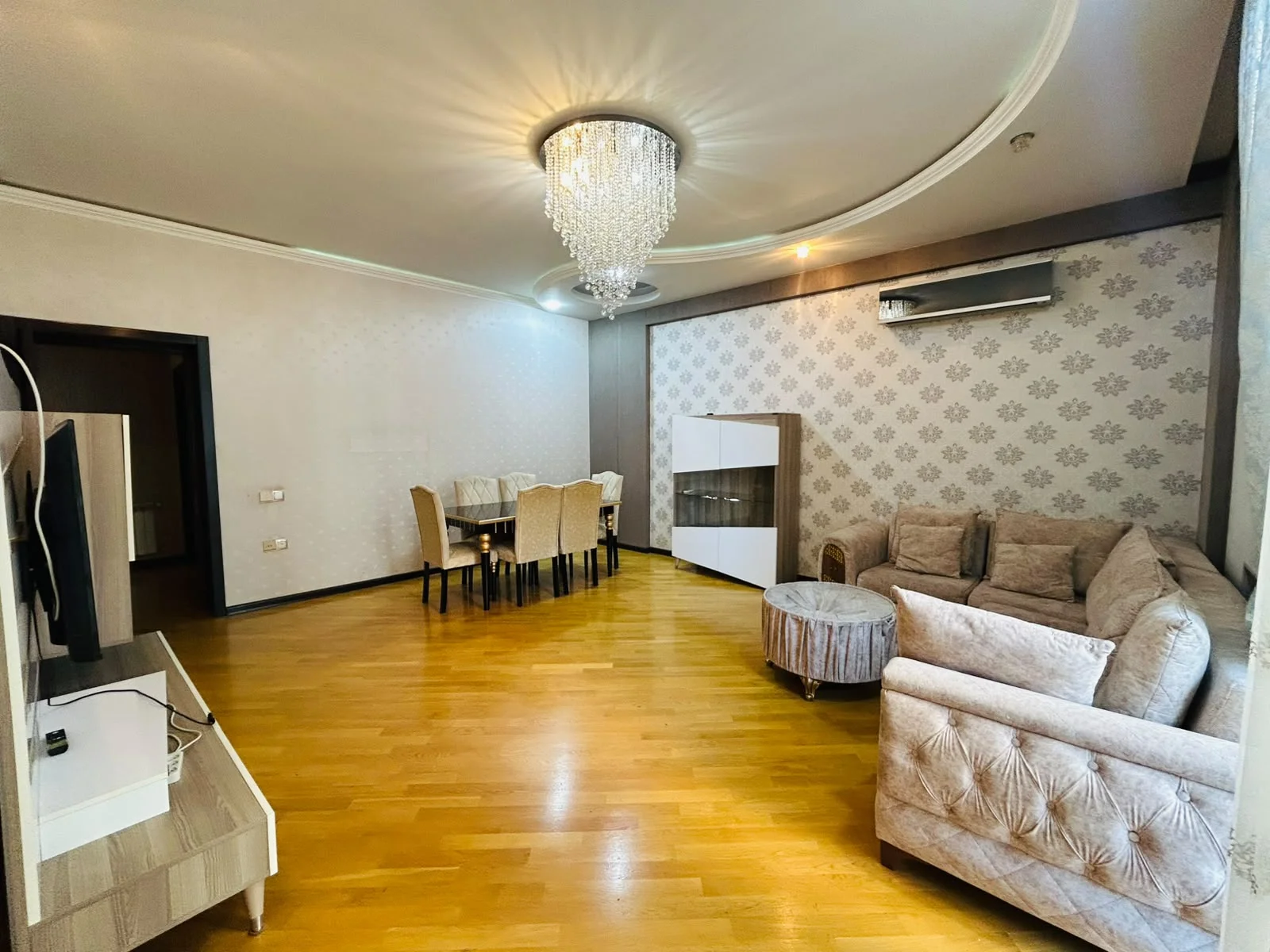 Kirayə 4 otaqlı Mənzil 166 m² Nərimanov r. – şəkil 17