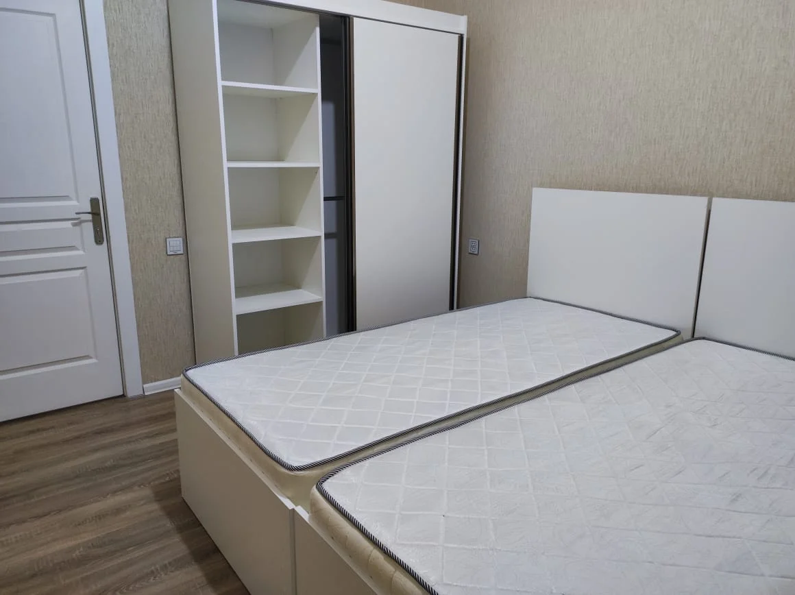 Продаётся 4-комнатная Квартира 110 m² Yasamal р-н – şəkil 3