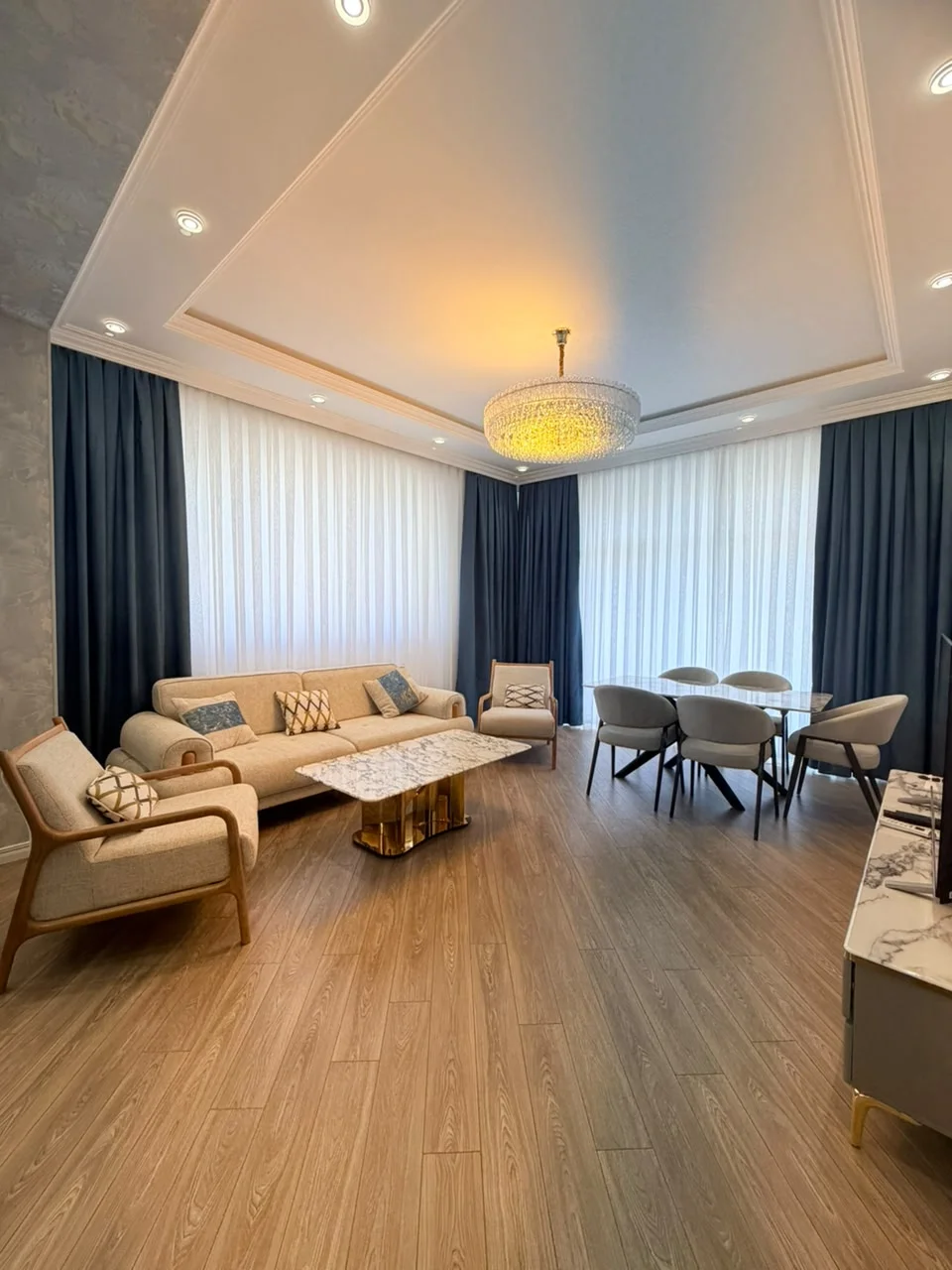 Ağ Şəhər Premium – şəkil 1