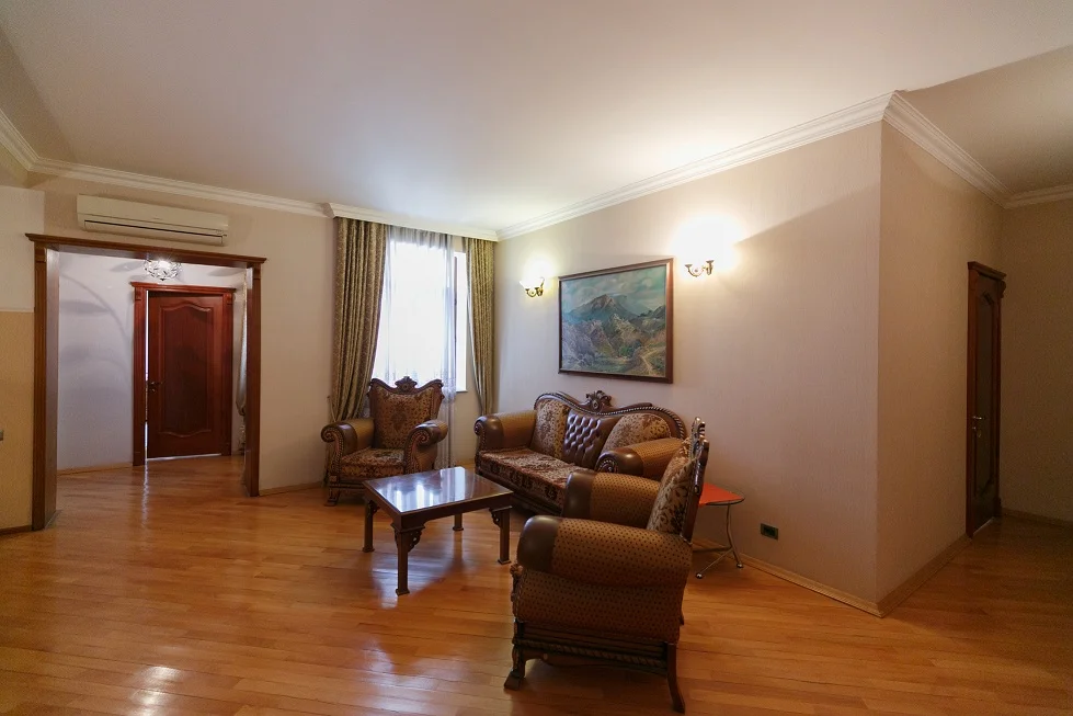 Satılık 8 odalı Müstakil ev / Yazlık 630 m² Nərimanov ilçesi – şəkil 9