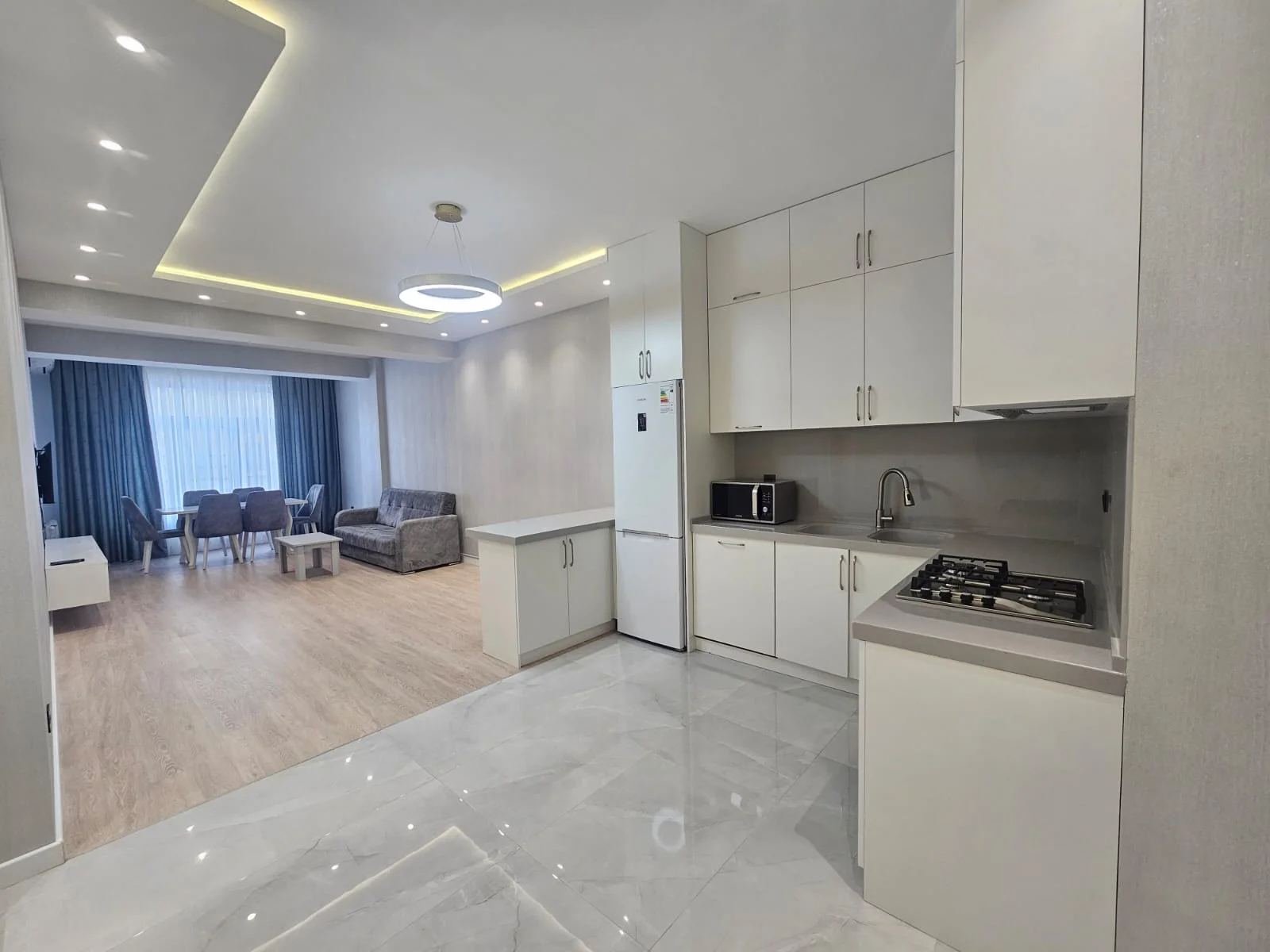 Kirayə 2 otaqlı Mənzil 80 m² Xətai r. – şəkil 5