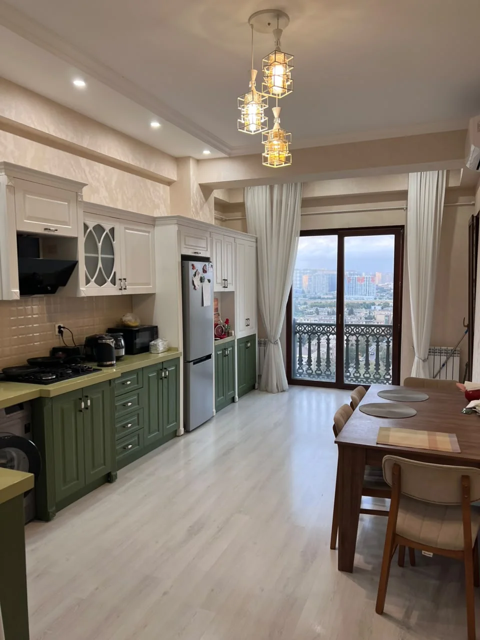 Kirayə 4 otaqlı Mənzil 180 m² Yasamal r. – şəkil 10