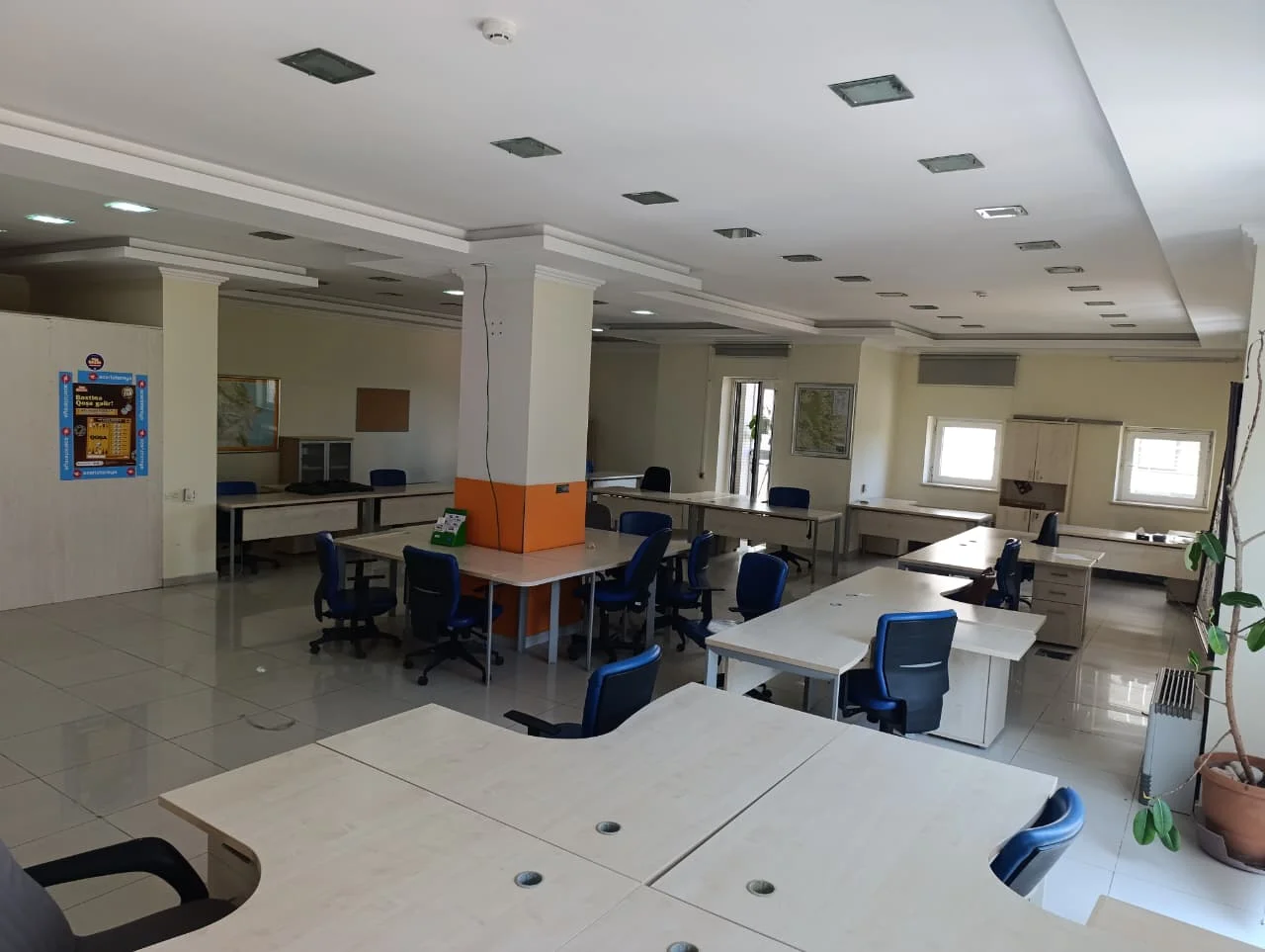 İcarəyə verilir 7 otaqlı ofis 301 m – şəkil 1