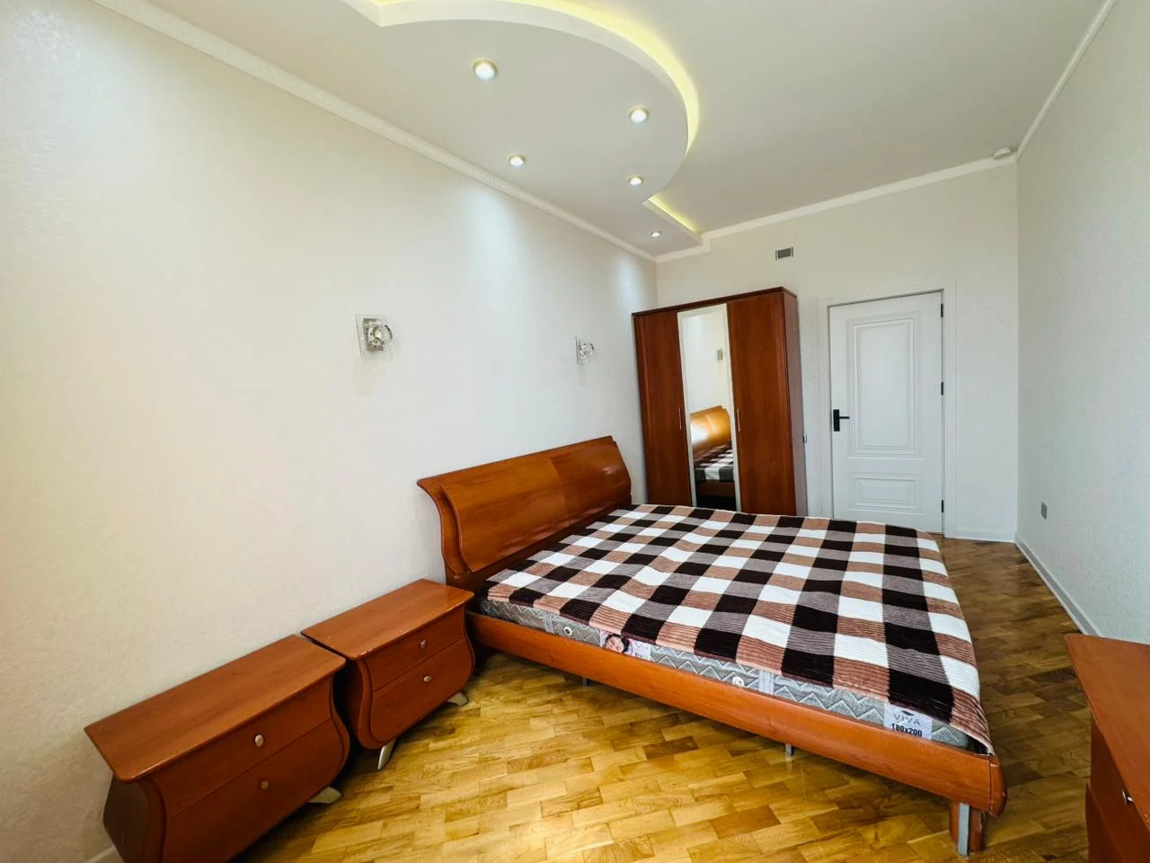 Tibb universitetinin yanı – şəkil 8